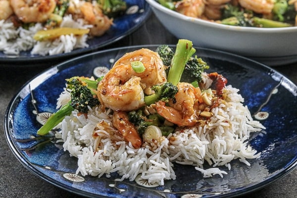 Spicy Garlic Shrimp and Broccoli Sir Fry