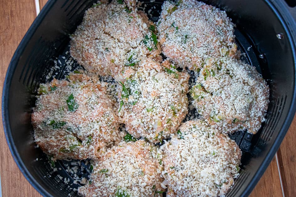 Making Air Fryer Salmon Cakes